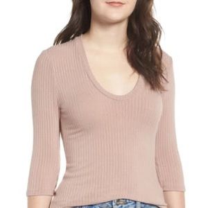 BP. U-NECK RIB KNIT TOP